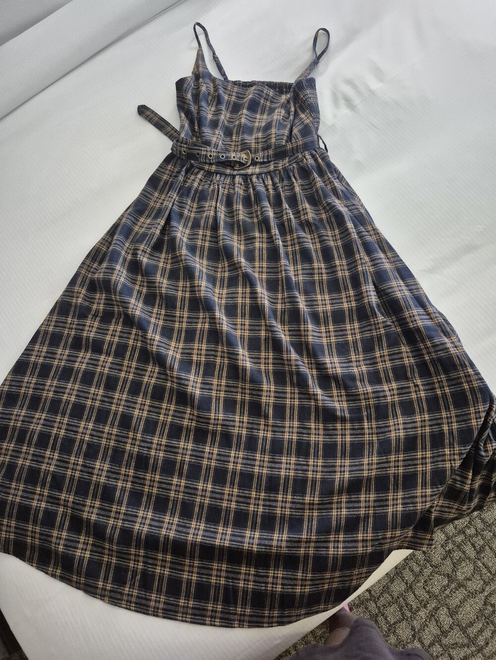 Commense Midi Dress Plaid Smocked Bodice Plaid L NWT - Picture 5 of 12